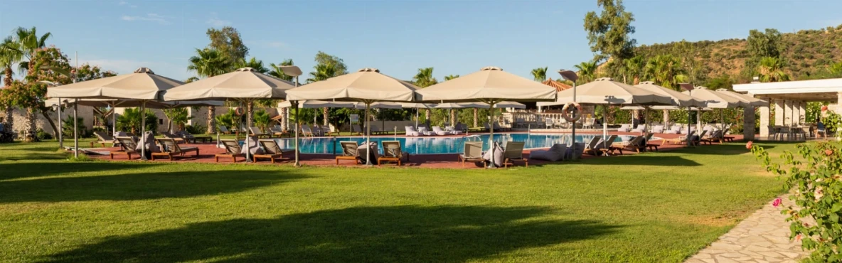 Aktaion Hotel Kálamos: A Seaside Escape Near Athens