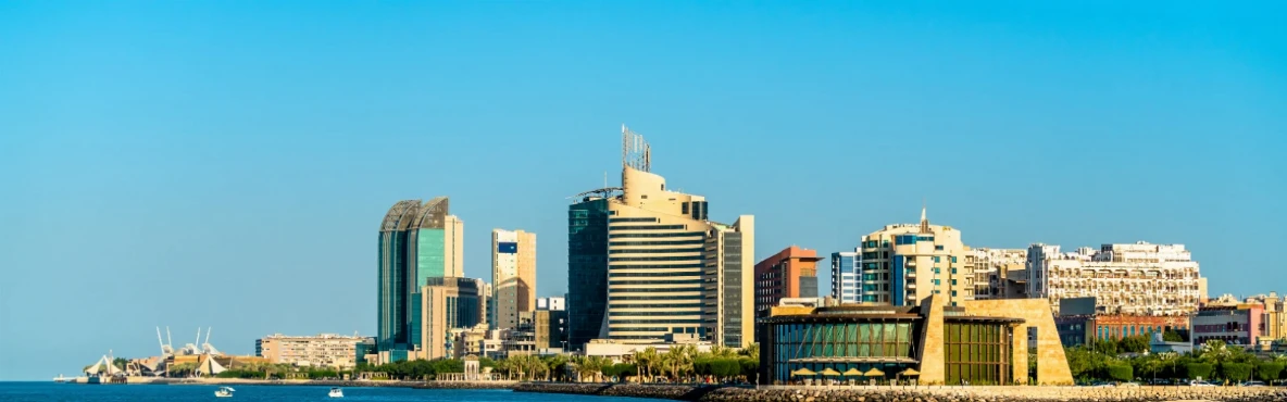 Salmiya Travel Guide: Beaches, Malls & Nightlife