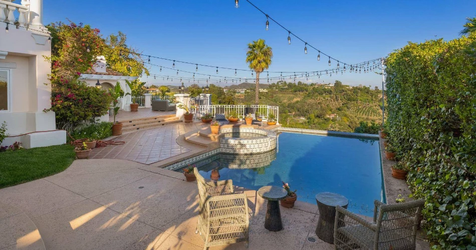 East Los Angeles, CA Vacation Rentals