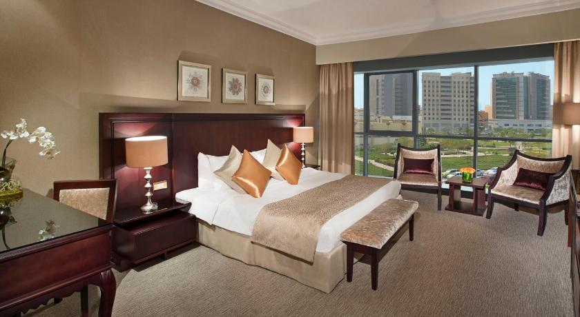 City Seasons Hotel