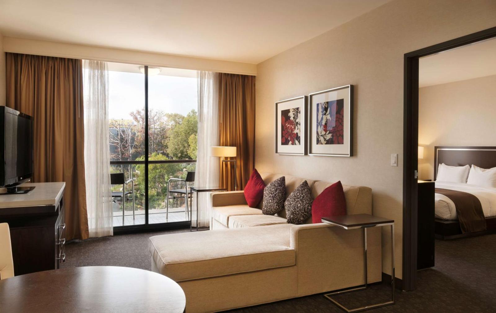 DoubleTree by Hilton Los Angeles Downtown