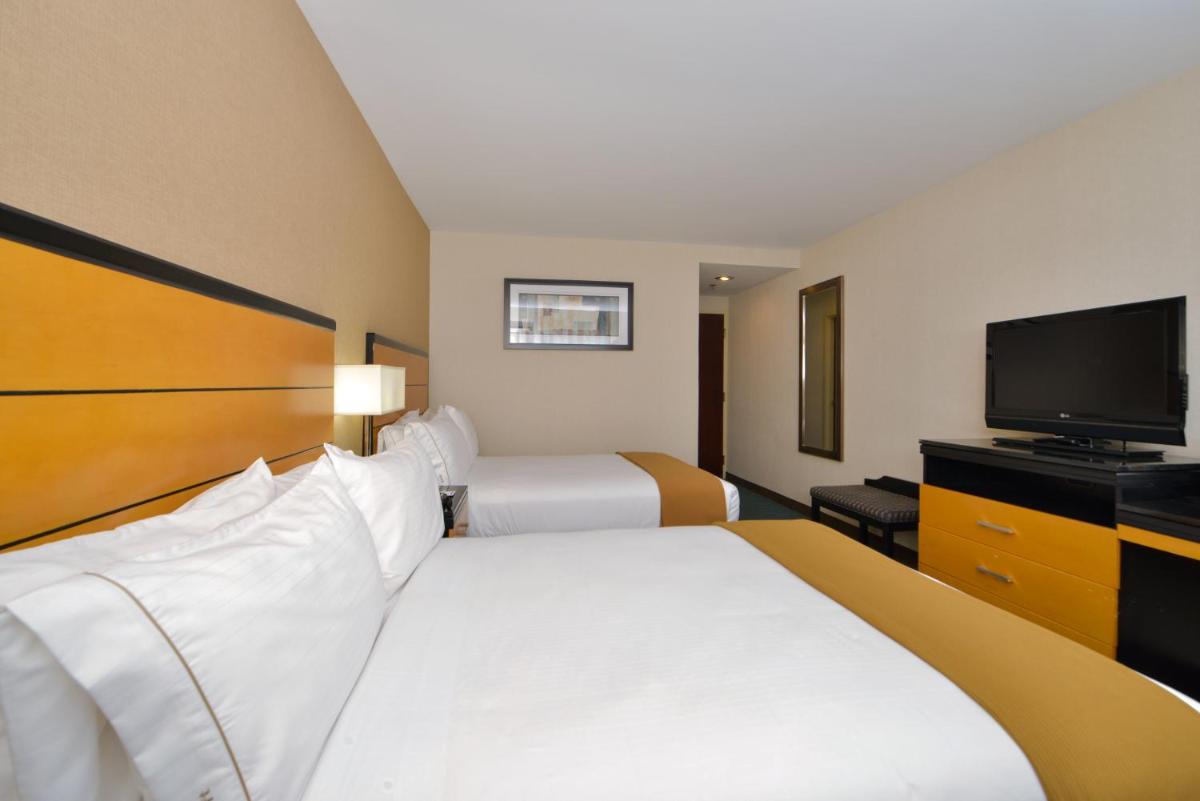 Holiday Inn Express Kennedy Airport