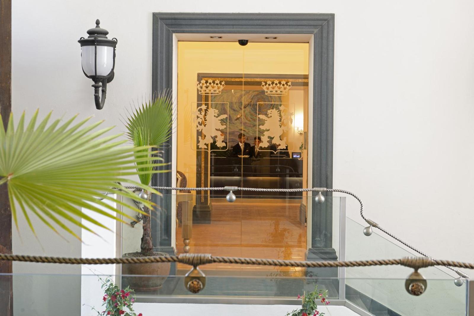 MGallery Palazzo Caracciolo Napoli - Hotel Collection