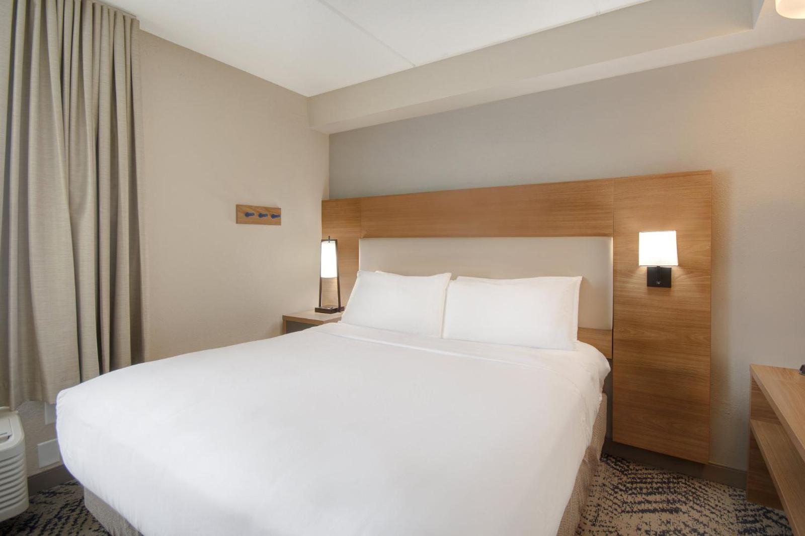 Candlewood Suites Columbia-Fort Jackson