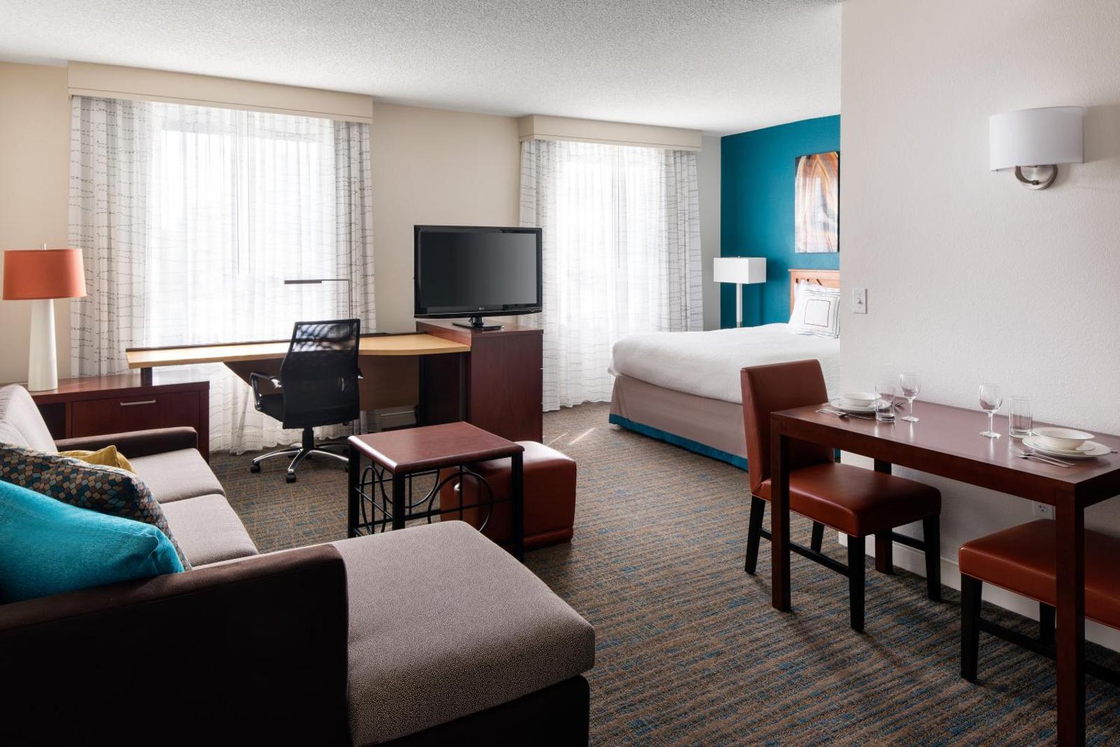 Residence Inn Las Vegas Hughes Center