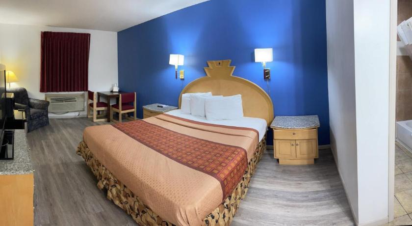 Express Inn & Suites Junction City