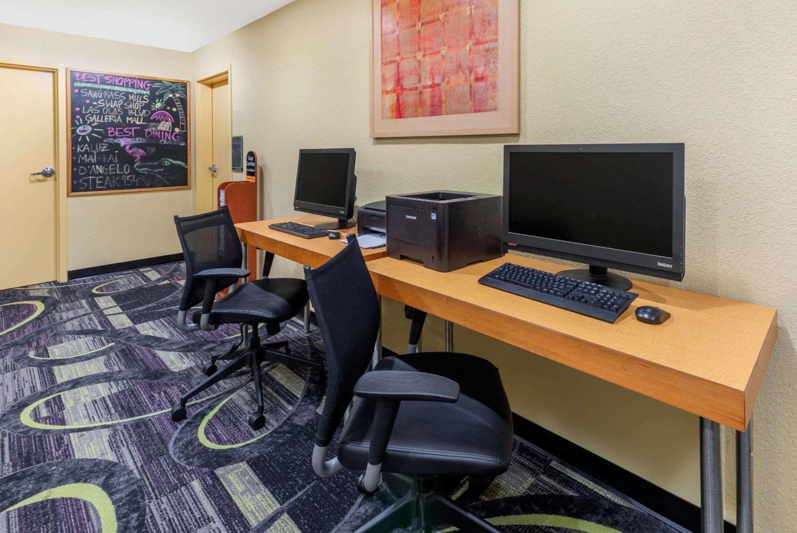 La Quinta Inn by Wyndham Ft. Lauderdale Northeast