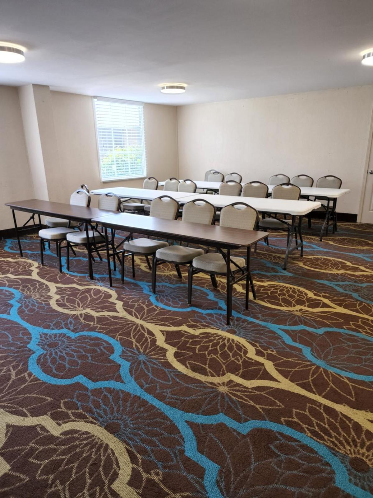 Red Roof Inn Knoxville Central – Papermill Road