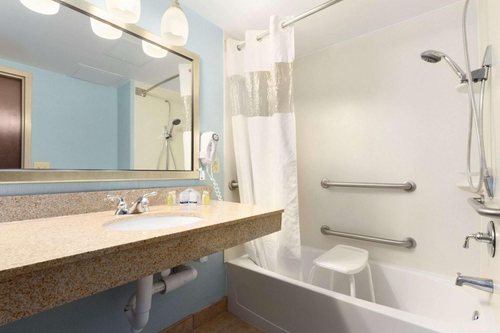 Wingate by Wyndham Fayetteville/Fort Bragg