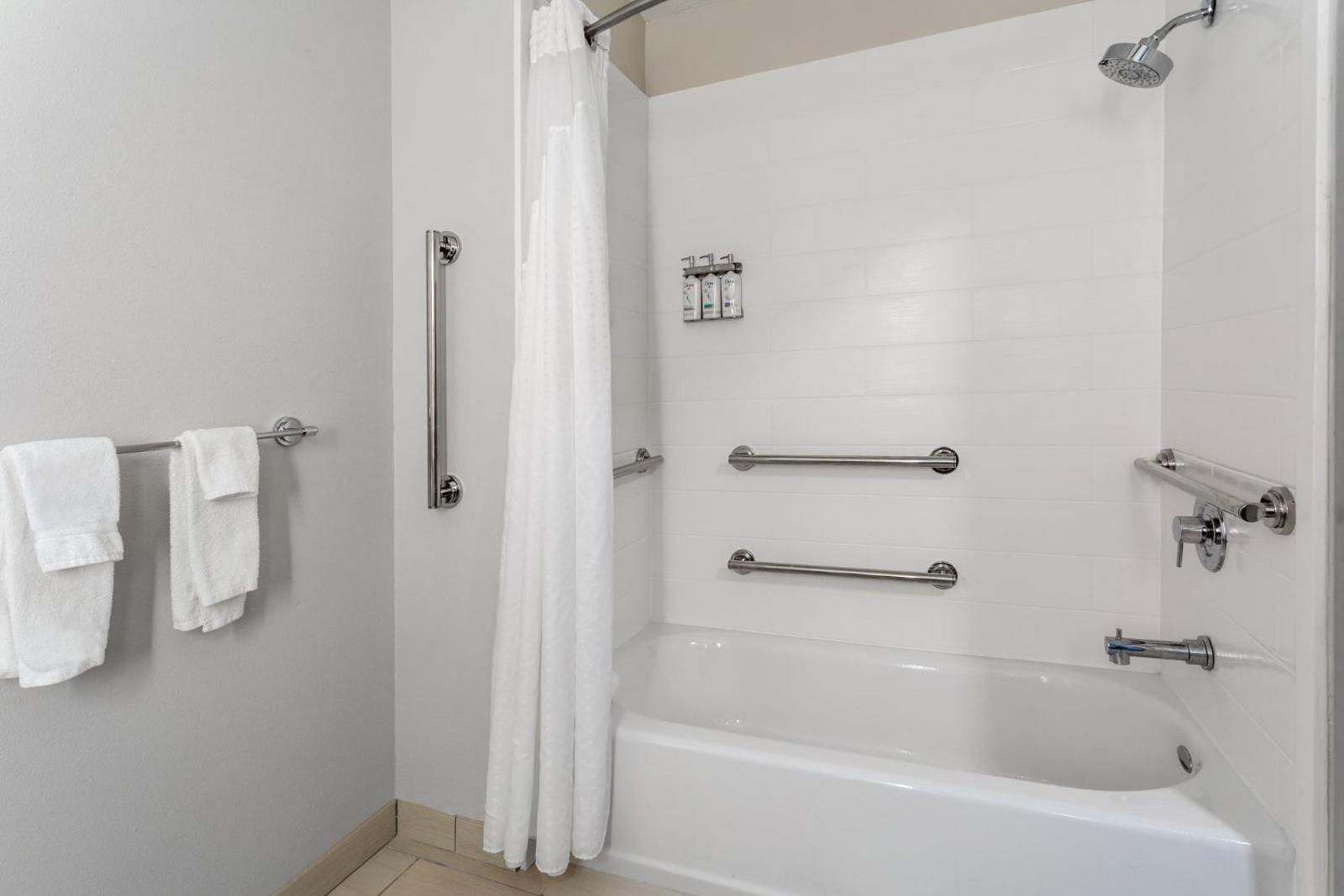 Holiday Inn Express Hotel & Suites Marana