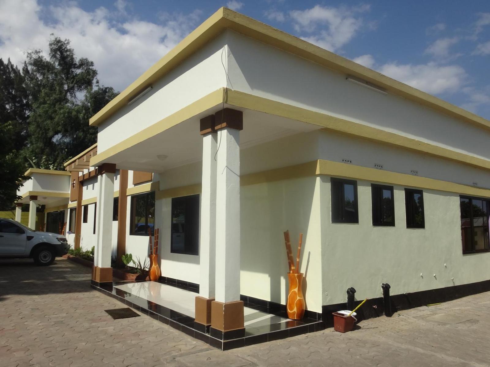 Way Side Hotel