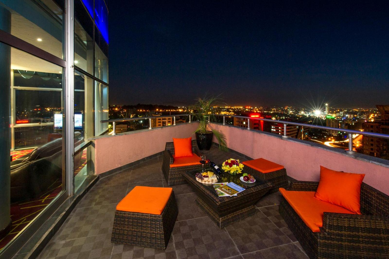 Eliana Hotel